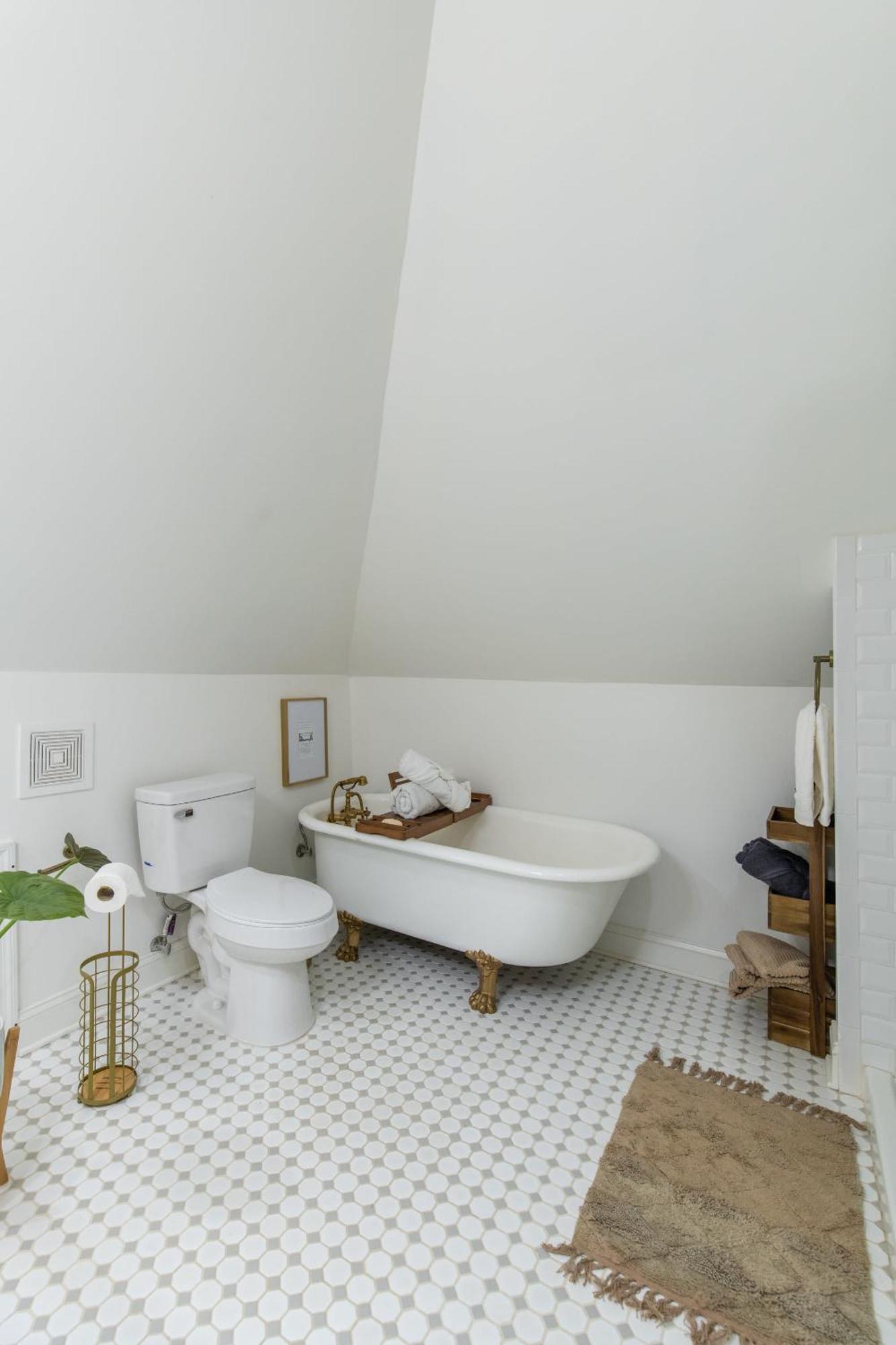 Loft On Capital - Ideally Located To Distilleries Frankfort Luaran gambar