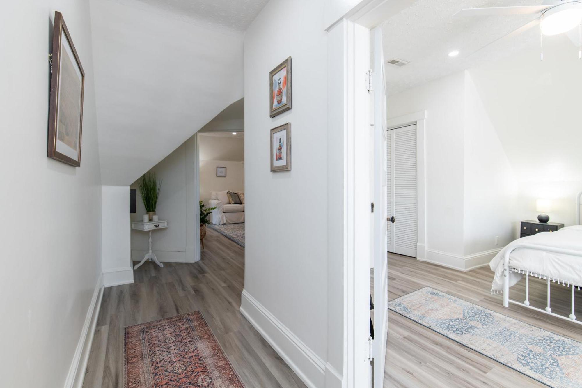 Loft On Capital - Ideally Located To Distilleries Frankfort Luaran gambar