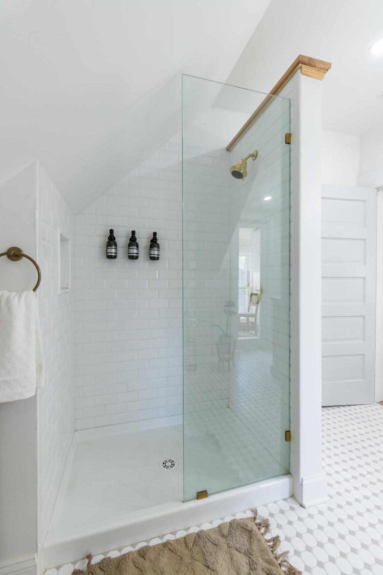 Loft On Capital - Ideally Located To Distilleries Frankfort Luaran gambar