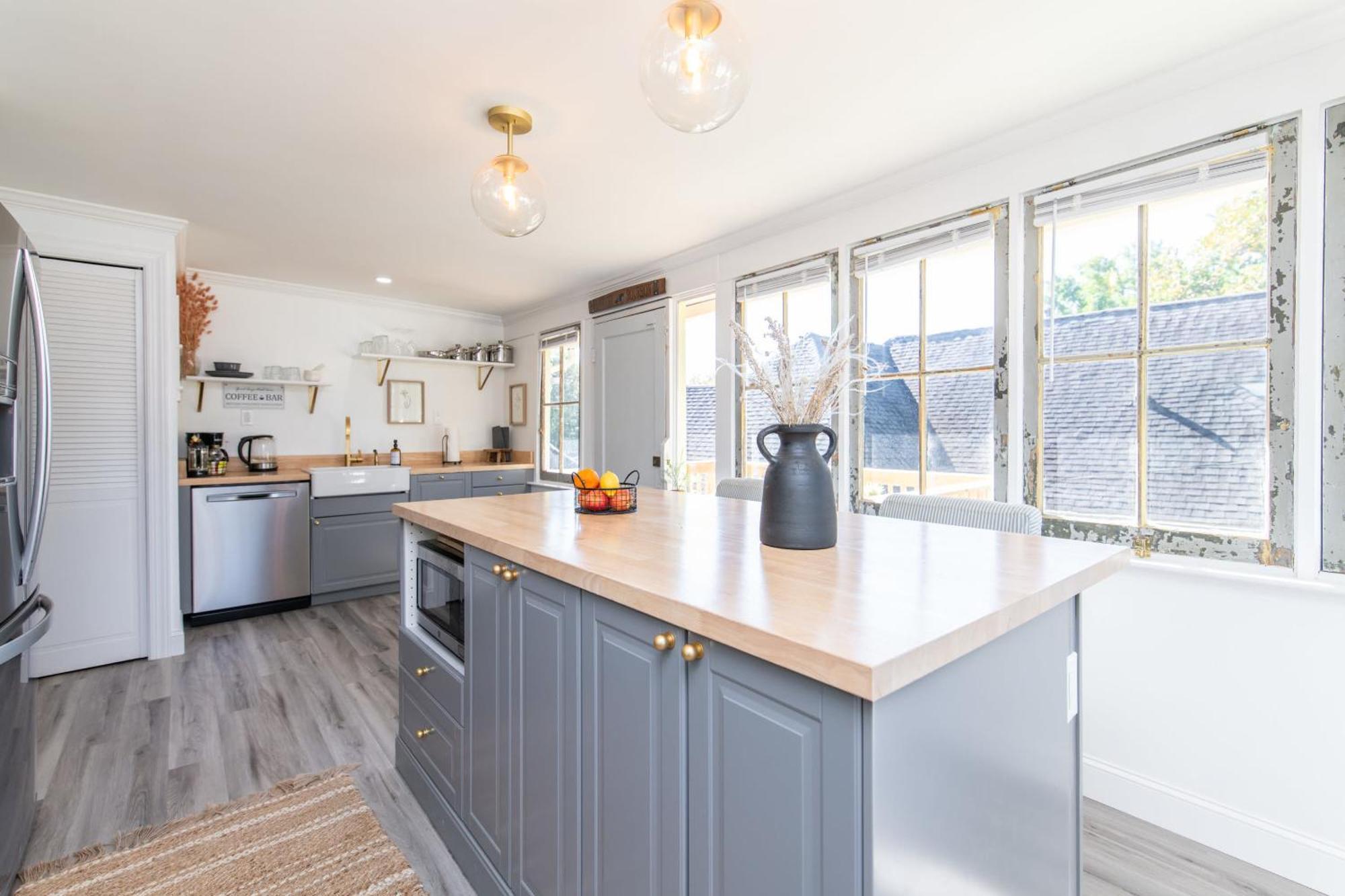 Loft On Capital - Ideally Located To Distilleries Frankfort Luaran gambar