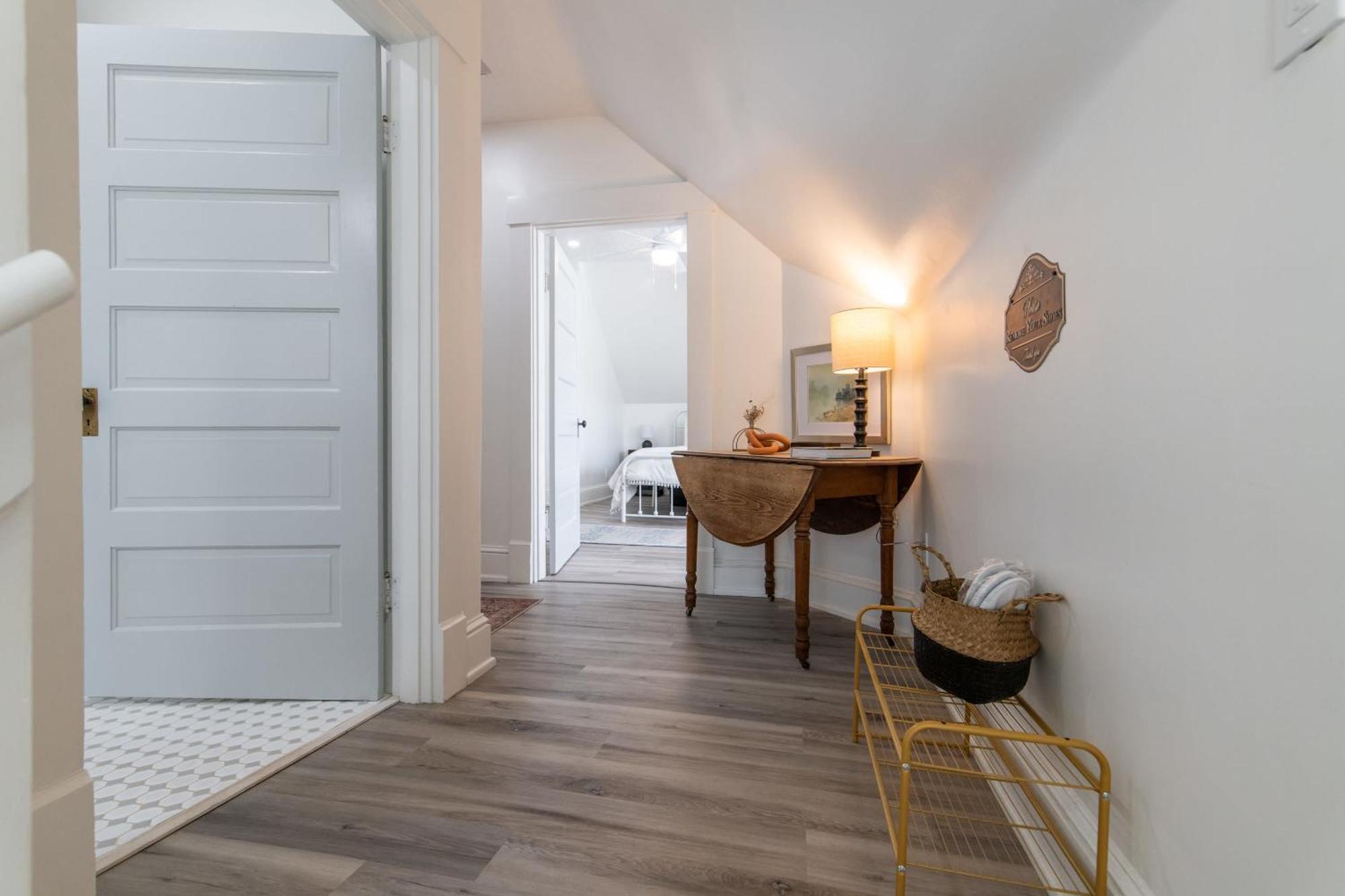 Loft On Capital - Ideally Located To Distilleries Frankfort Luaran gambar